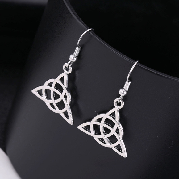 💝 Wiccan symbol Witchy earrings - Picture 7 of 8